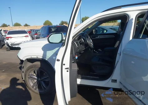 2021 Volkswagen Atlas 3.6L V6 Se W/Technology R-Line из США, поврежденный, VIN 1V2PR2CAXMC552564